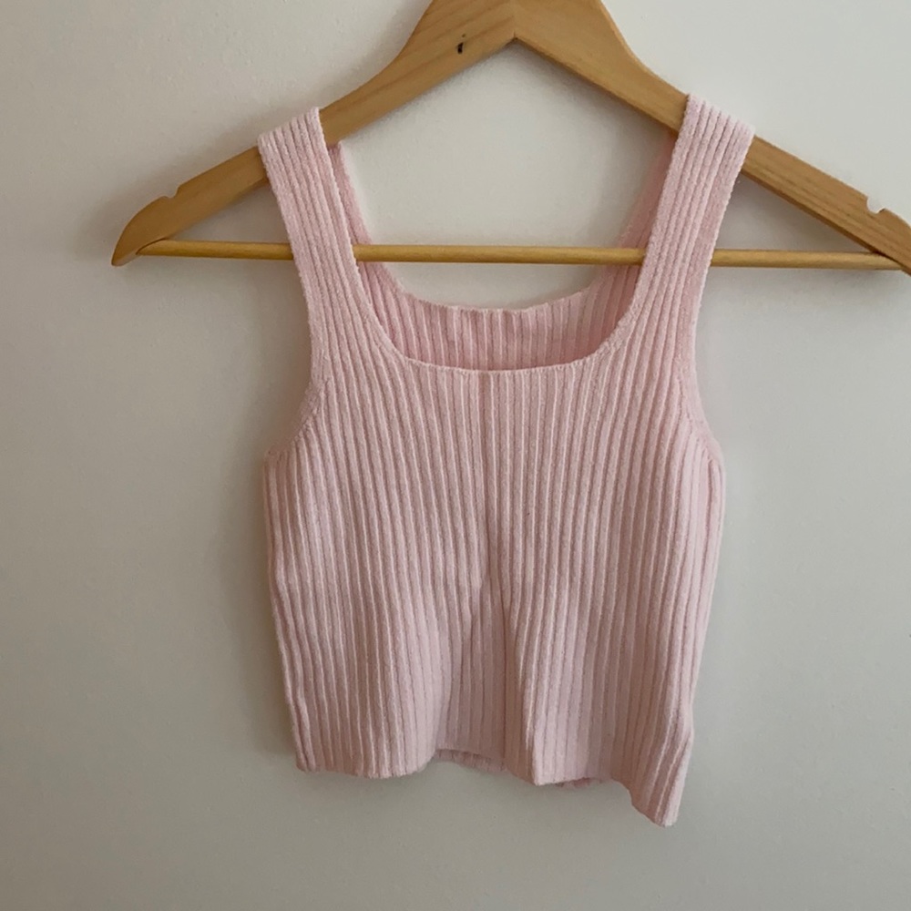 Brandy Melville baby pink crop top
